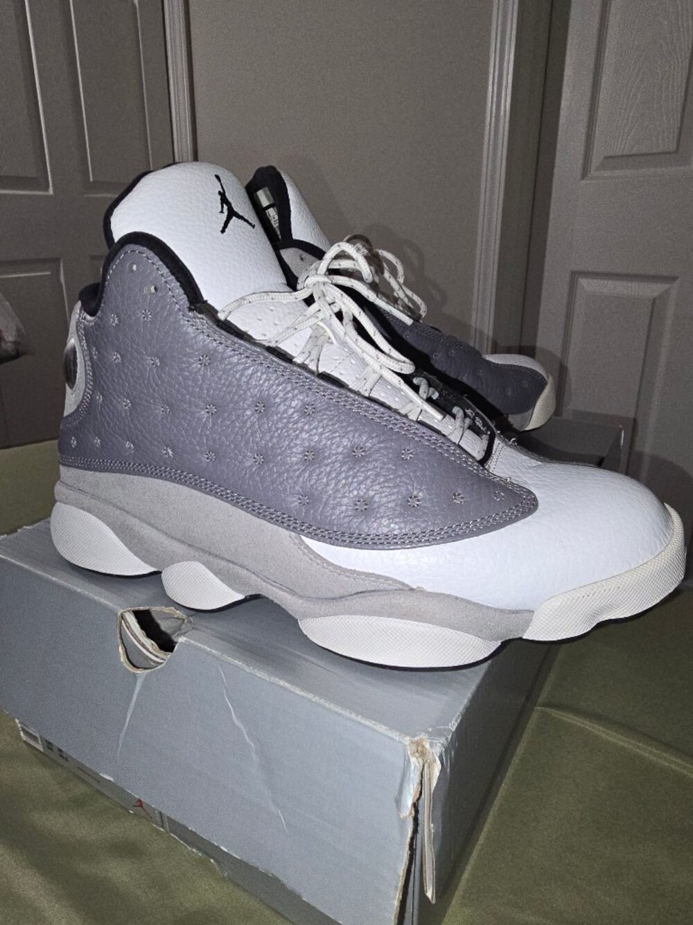Jordan Retro 13 atmosphere grey